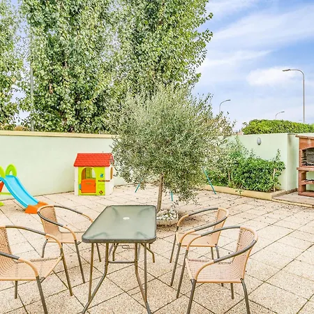 Holiday home Awesome In With House Sea View *